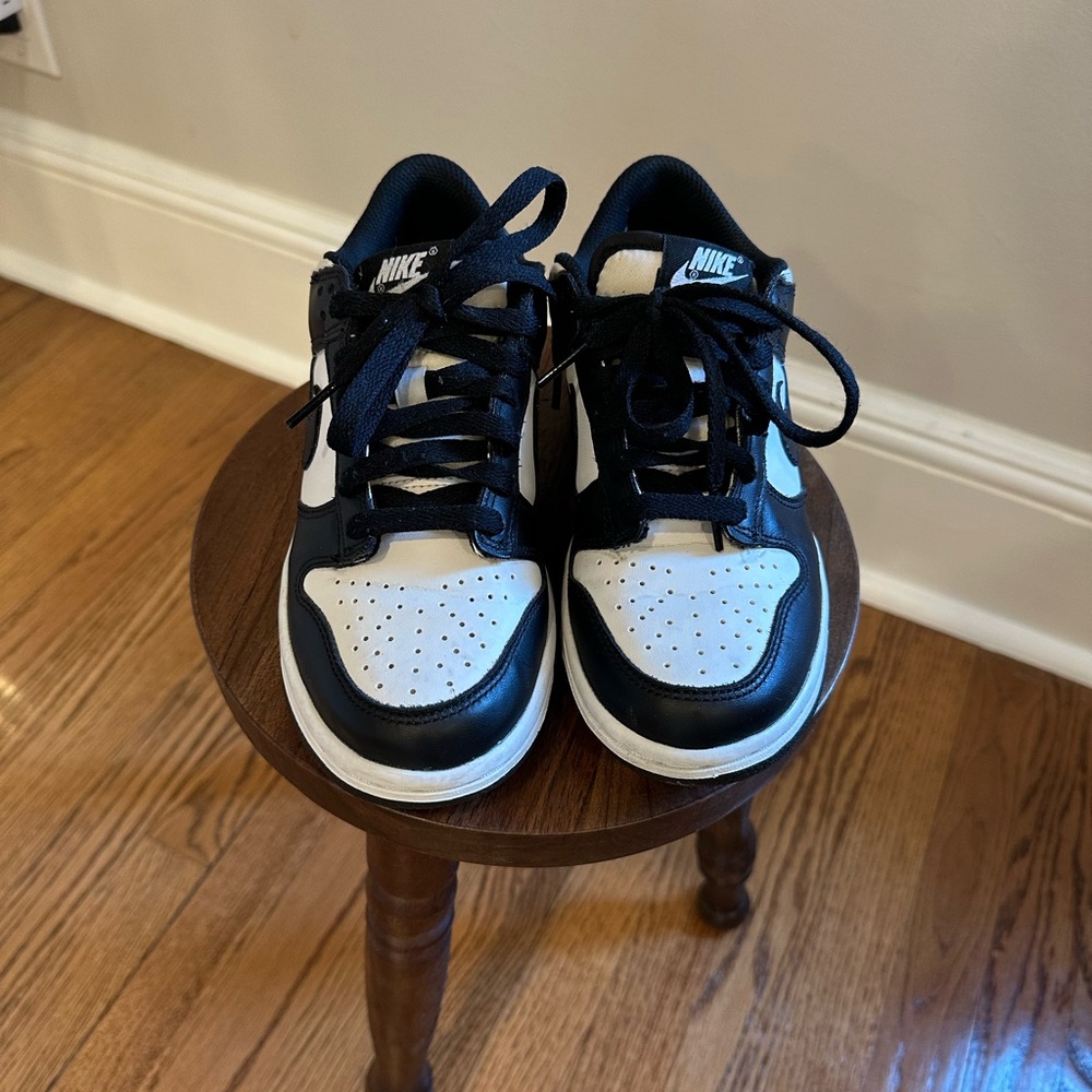Nike Dunk Low “Panda” sneakers